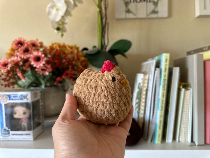 Mabel Hen (small version)