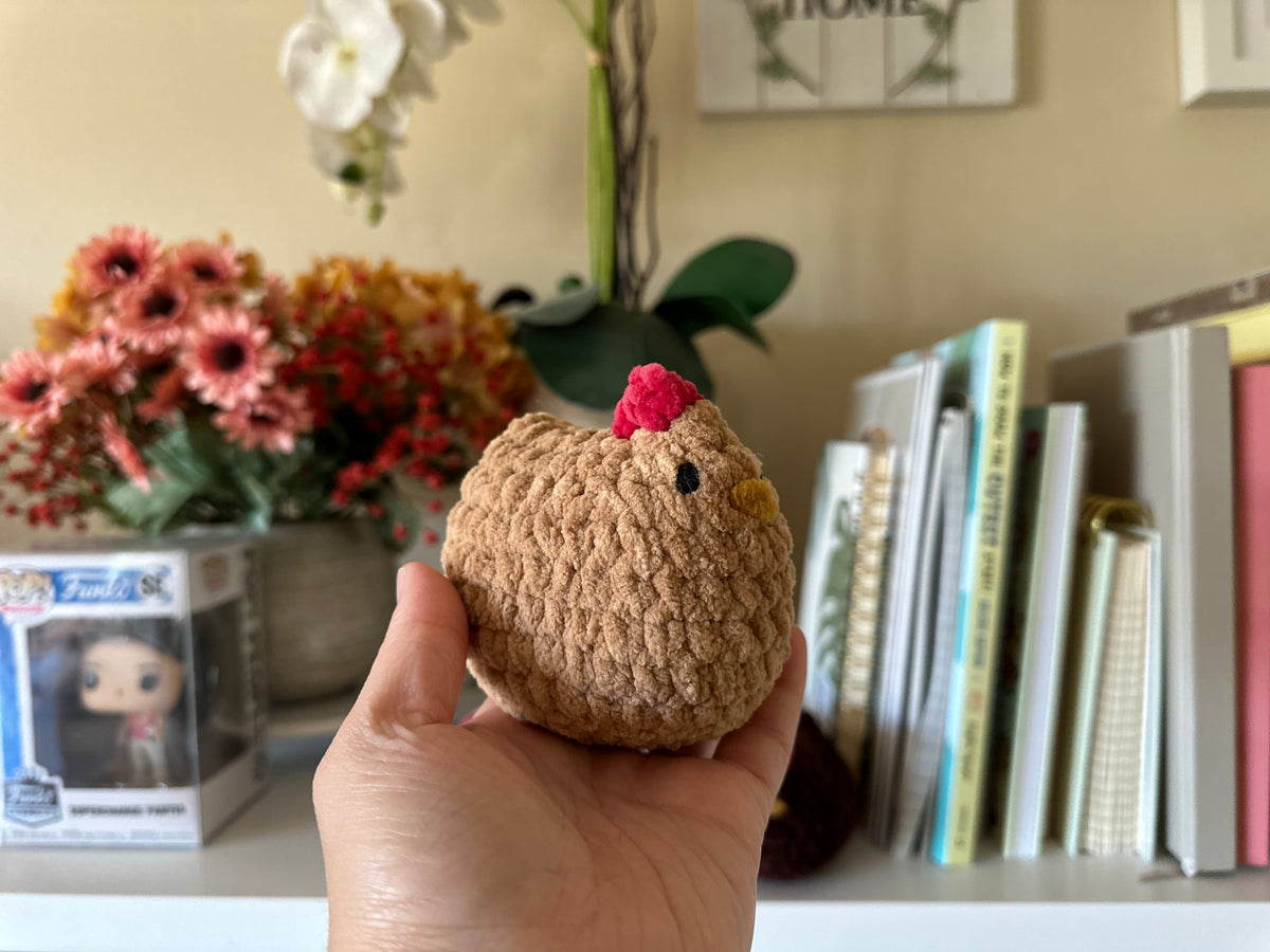 Mabel Hen (small version)